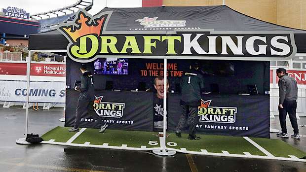 draftkings-960-x-540-fantasy-football.jpg